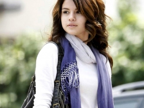 Selena Gomez 20
