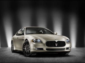 2011 Maserati Quattroporte Sport