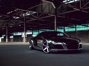 Audi R8 Chrome 4K