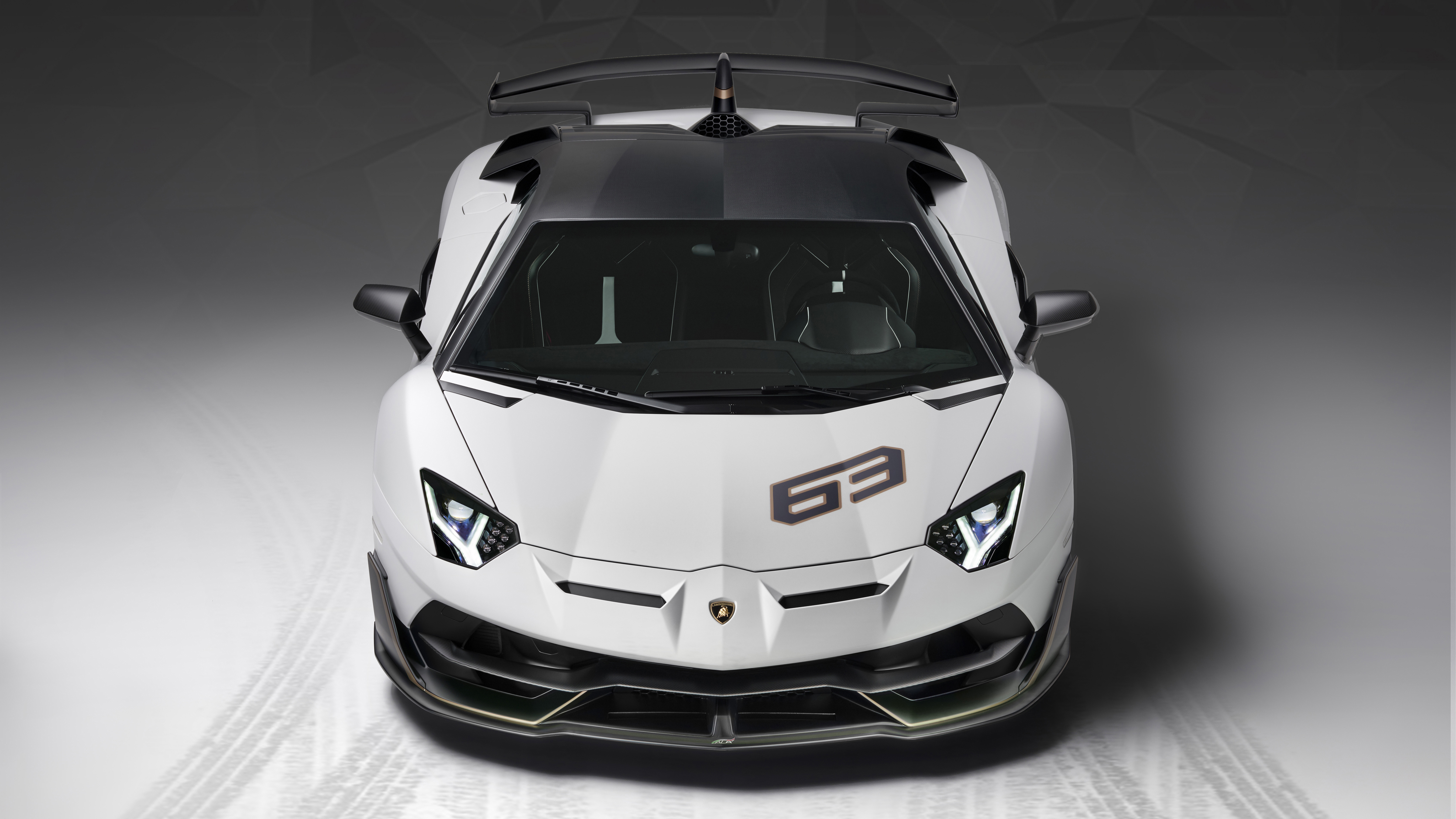 Lamborghini aventador svj deals wallpaper
