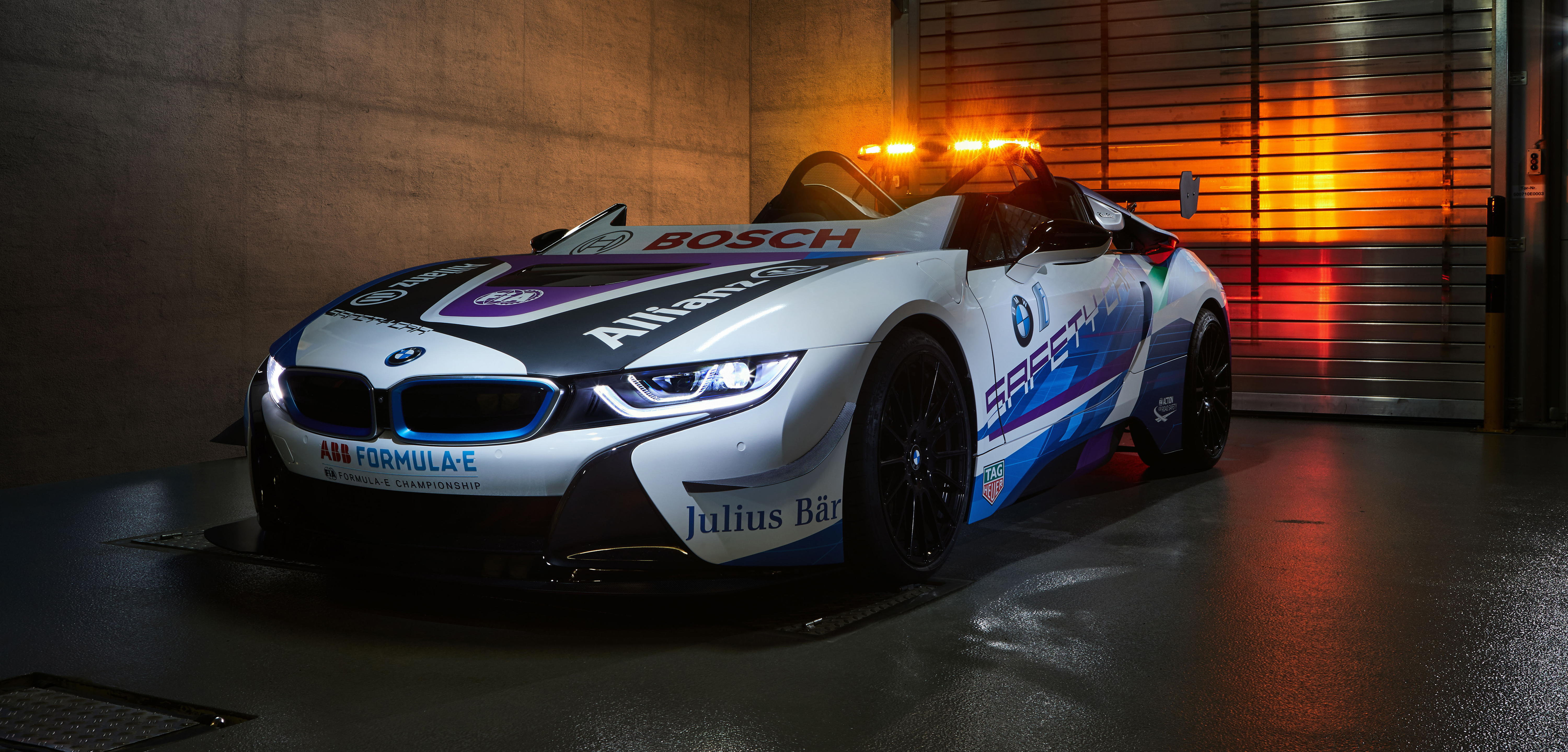 BMW i8 Roadster Formula E Safety Car 2019 5K Wallpapers | Wallpapers HD6000 x 2880