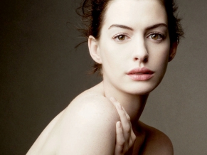 Anne Hathaway