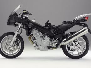 BMW F800 ST Cutaway