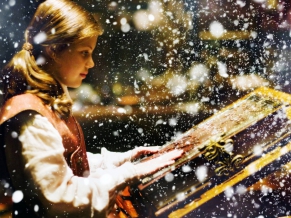Lucy in Narnia Voyage of the Dawn Treader