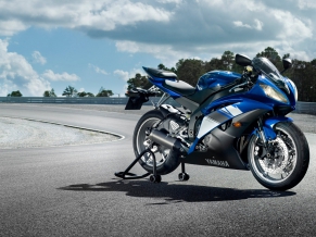 2009 Yamaha YZF R6 Wide