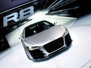 Audi R8 v12