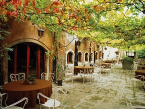 Dining Alfresco Venice Italy