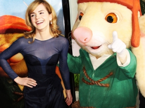 Emma Watson Smiling at Tale of Despereaux Premiere