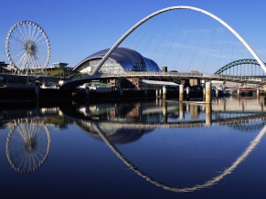 Gateshead Millennium Bridge, Engl