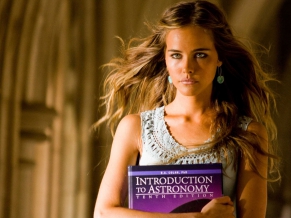 Isabel Lucas in Transformers 2