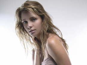Mischa Barton
