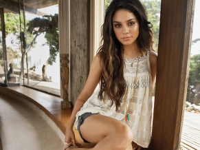 Vanessa Anne Hudgens 5