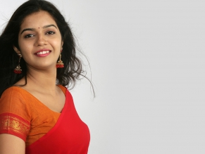 Colors Swathi Widescreen