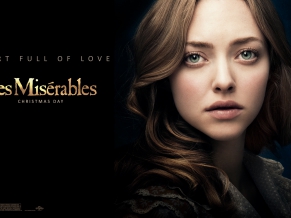 Ama Seyfried in Les Miserables