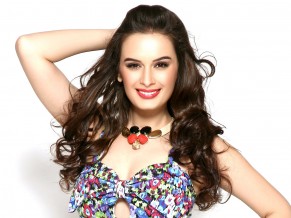 Bollywood Evelyn Sharma