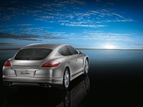 Porsche Panamera Turbo 2