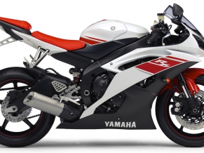 Yamaha R6 Bike