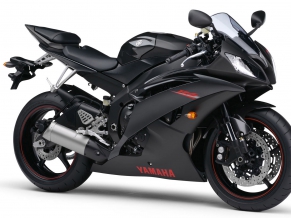 Yamaha R6 Black