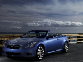 2009 Infiniti G Convertible 4