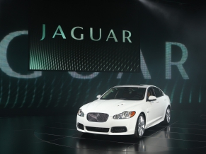 2010 Jaguar XFR 6