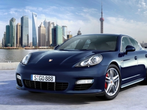 2010 Porsche Panamera 9