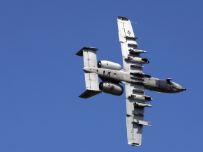 A 10 Thunderbolt Approaching Target