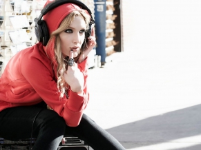 Ashlee Simpson 8