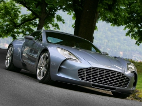 Aston Martin One 77