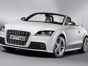 Audi TTS Roadster 2