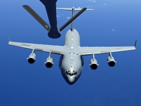 C 17 Globemaster III & KC 135 Stratotanker Refuel