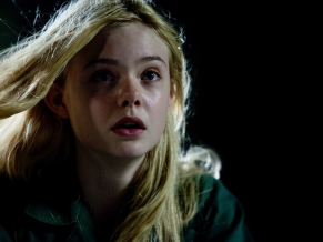 Elle Fanning in Super 8