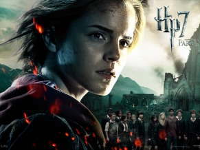 Emma Watson in HP7 Part 2