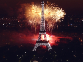 Fireworks at Eiffel Tower