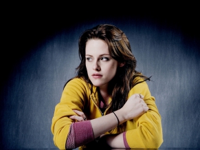 Kristen Stewart Wide 1