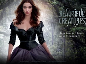 Lena Duchannes in Beautiful Creatures