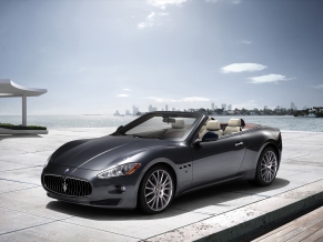 Maserati GranCabrio 2011