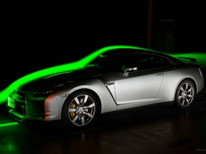 Nissan GT R 7