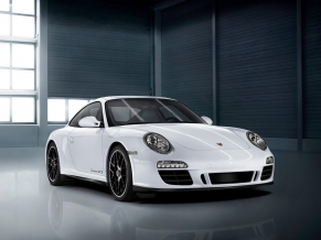 Porsche Carrera GTS