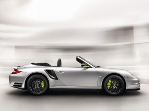 Porsche Turbo S 918 Spyder 2