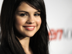 Selena Gomez 52
