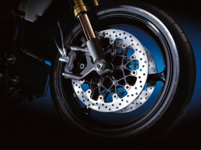 Suzuki GSX R1000 Front