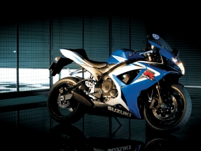 Suzuki GSX R750 Bike