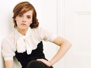 Emma Watson Stylish