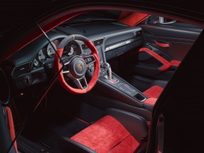 Porsche 911 GT2 RS Interior