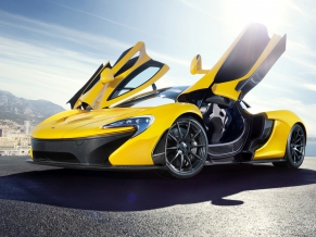 2013 McLaren P1