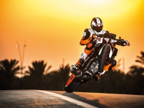 2017 KTM 1290 Super Duke R Stunt