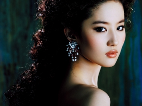 Chinese Actress Liu Yifei