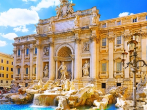 Fontana di Trevi Rome Italy