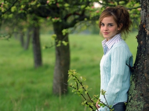 Emma Watson Smiling HD