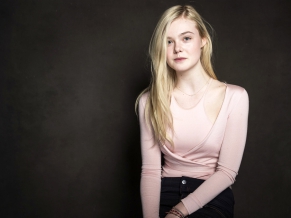 Actress Elle Fanning